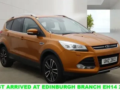 Käytetty Ford Kuga Titanium X 180 HP (132 kW) 2016 Oranssi Katumaasturi