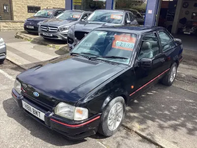 Used Ford Escort 1991 Black Hatchback