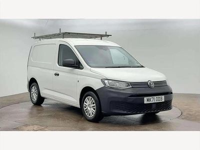 Usado VW Caddy 101 HP (74 kW) 2021 Branco Monovolume