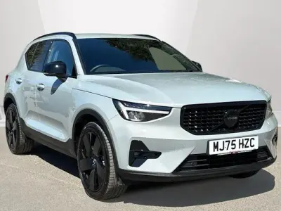 Used Volvo XC40 Plus 163 HP (119 kW) 2025 Grey SUV