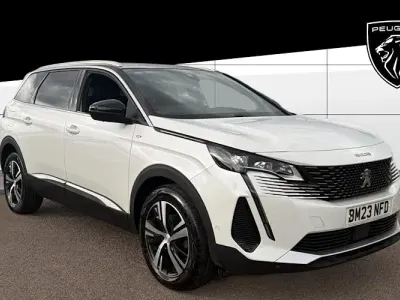 Second-hand Peugeot 5008 GTi 131 CP (96 kW) 2023 Alb SUV