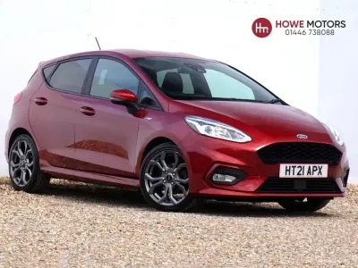 Begagnad Ford Fiesta ST-Line 2021 Röd Halvkombi