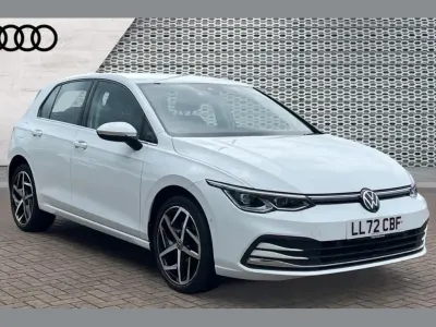 Used VW Golf VIII Style 200 HP (147 kW) 2022 White Hatchback