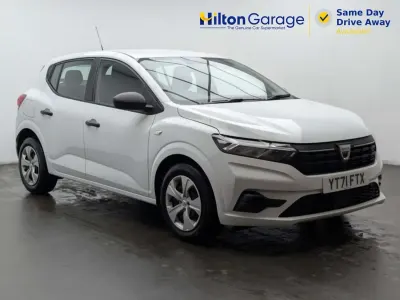 Begagnad Dacia Sandero Essentiel 67 HK (49 kW) 2021 Vit Halvkombi