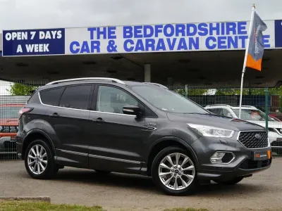 Usado Ford Kuga Vignale 180 CV (132 kW) 2019 Gris SUV