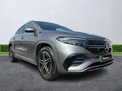 Käytetty Mercedes EQA250 AMG line 139 kW (190 HP) 2021 Harmaa Katumaasturi