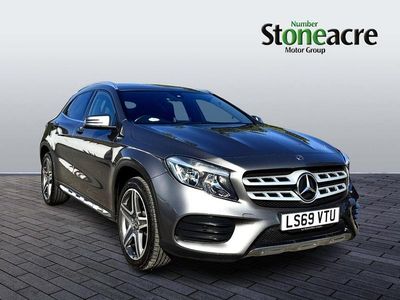 Mercedes GLA200