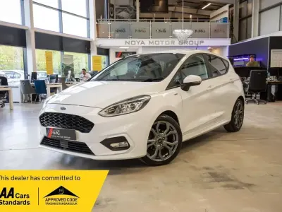 Usado Ford Fiesta ST-Line 2020 Blanco Utilitario
