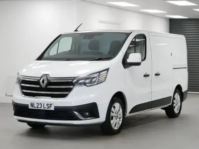 Used Renault Trafic 130 HP (95 kW) 2023 White MPV