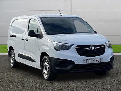 Used Vauxhall Combo 100 HP (73 kW) 2023 White MPV