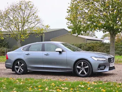 Used Volvo S90 R-Design 190 HP (139 kW) 2019 Grey Sedan