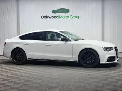 Used Audi A5 Sportback Advanced 245 HP (180 kW) 2016 White Hatchback
