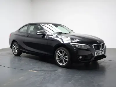 Usado BMW 218 Sport Line 136 HP (100 kW) 2018 Preto Coupé