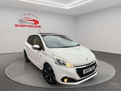 White Used 2019 Peugeot 208 S Hatchback | £6,995 (Good price)