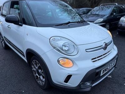 Used Fiat 500L Trekking 85 HP (62 kW) 2013 White MPV