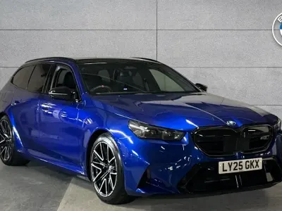 Used BMW M5 Comfort Edition 717 HP (527 kW) 2025 Blue Estate