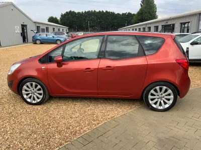 Used Vauxhall Meriva 2013 Red MPV