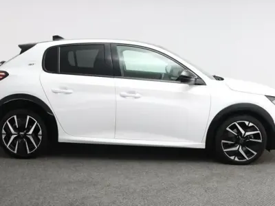 Used Peugeot 208 GTi 99 HP (72 kW) 2024 White Hatchback