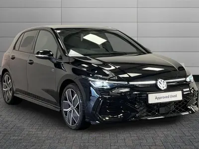 Ny VW Golf VIII Black Edition 150 HK (110 kW) 2026 Svart Halvkombi