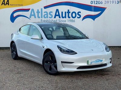 White Used 2020 Tesla Model 3 Sedan | £19,000 (Fair price)
