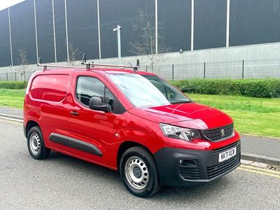 Used Peugeot Partner Premium 131 HP (96 kW) 2021 Red MPV