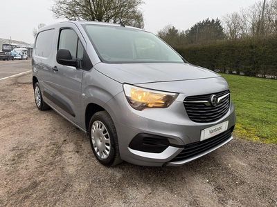Used Vauxhall Combo Sportive 100 HP (73 kW) 2019 Grey MPV