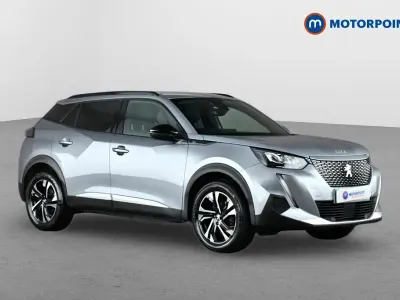Begagnad Peugeot e-2008 Allure+ 100 kW (136 HK) 2023 Grå SUV