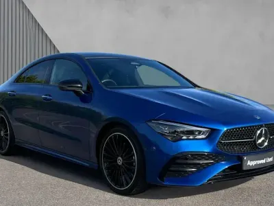 Usado Mercedes CLA220 AMG Line Premium Plus 190 HP (139 kW) 2025 Azul Sedan