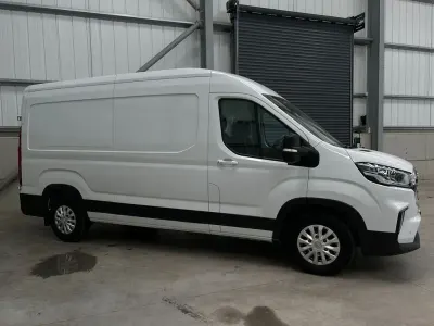 Used Maxus V90 163 HP (119 kW) 2024 White Van
