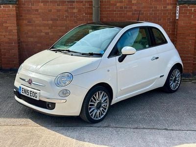 Used Fiat 500 Lounge 69 HP (50 kW) 2015 White Hatchback