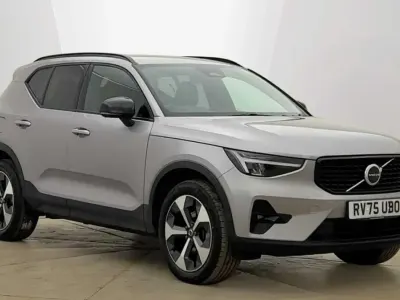 Used Volvo XC40 Plus 194 HP (142 kW) 2025 Silver SUV