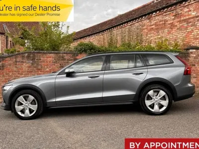 Used Volvo V60 CC 190 HP (139 kW) 2020 Estate