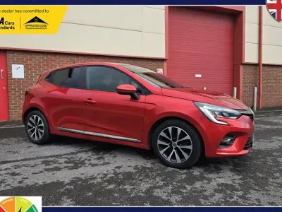 Used Renault Clio IV Iconic 100 HP (73 kW) 2019 Red Hatchback