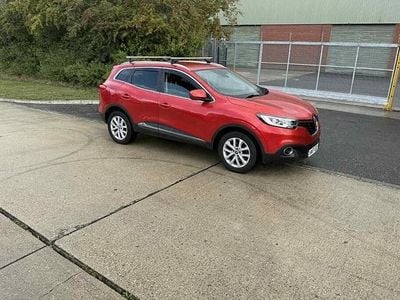 Red Used 2017 Renault Kadjar Dynamique SUV | £2,995 (Super price)