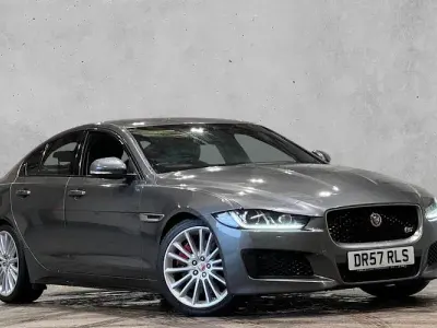 Używany Jaguar XE Supercharged 340 KM (250 kW) 2016 Sedan/Limuzyna