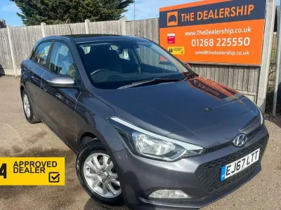 Used Hyundai i20 SE 84 HP (61 kW) 2017 Grey Hatchback