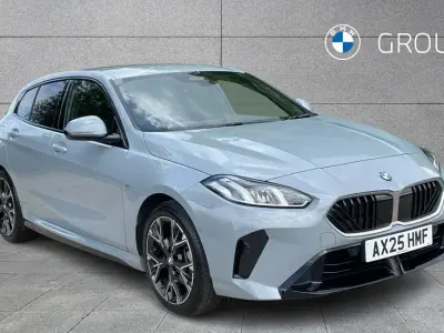 Gebraucht BMW 120 M Sport 168 PS (123 kW) 2025 Grau Kleinwagen