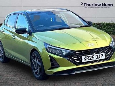 Used Hyundai i20 Premium 101 HP (74 kW) 2025 Yellow Hatchback
