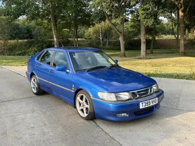 Used Saab 9-3 230 HP (169 kW) 1999 Blue Hatchback