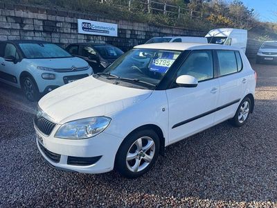 Begagnad Skoda Fabia SE 86 HK (63 kW) 2012 Vit Halvkombi
