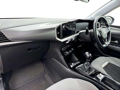 Used Vauxhall Mokka Elite 99 HP (72 kW) 2021 White SUV