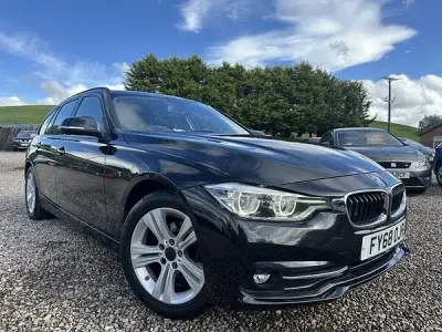 Used BMW 318 Sport Line 150 HP (110 kW) 2018 Black Estate