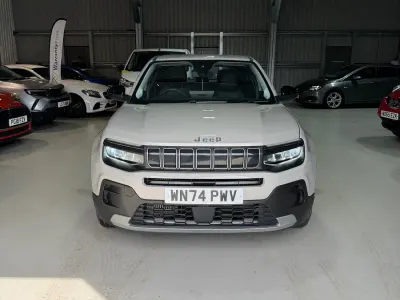 Used Jeep Avenger Altitude 100 HP (73 kW) 2024 Beige SUV