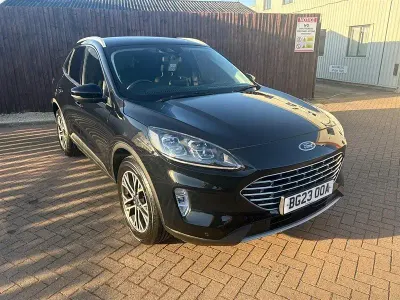 Second-hand Ford Kuga Titanium 150 CP (110 kW) 2023 Negru SUV