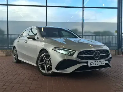 Begagnad Mercedes A200 Executive 150 HK (110 kW) 2023 Silver Sedan