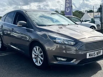 Used Ford Focus Titanium 125 HP (91 kW) 2015 Brown Hatchback