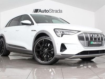 White Used 2020 Audi e-tron Comfort SUV | £17,449 (Fair price)
