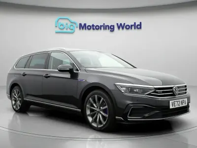 Used VW Passat Advance 218 HP (160 kW) 2023 Grey Estate