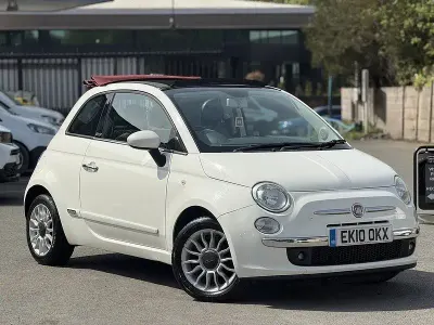 Begagnad Fiat 500C Lounge 69 HK (50 kW) 2010 Vit Cab