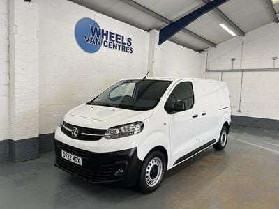 White Used 2022 Vauxhall Vivaro S MPV | £14,990 (Good price)
